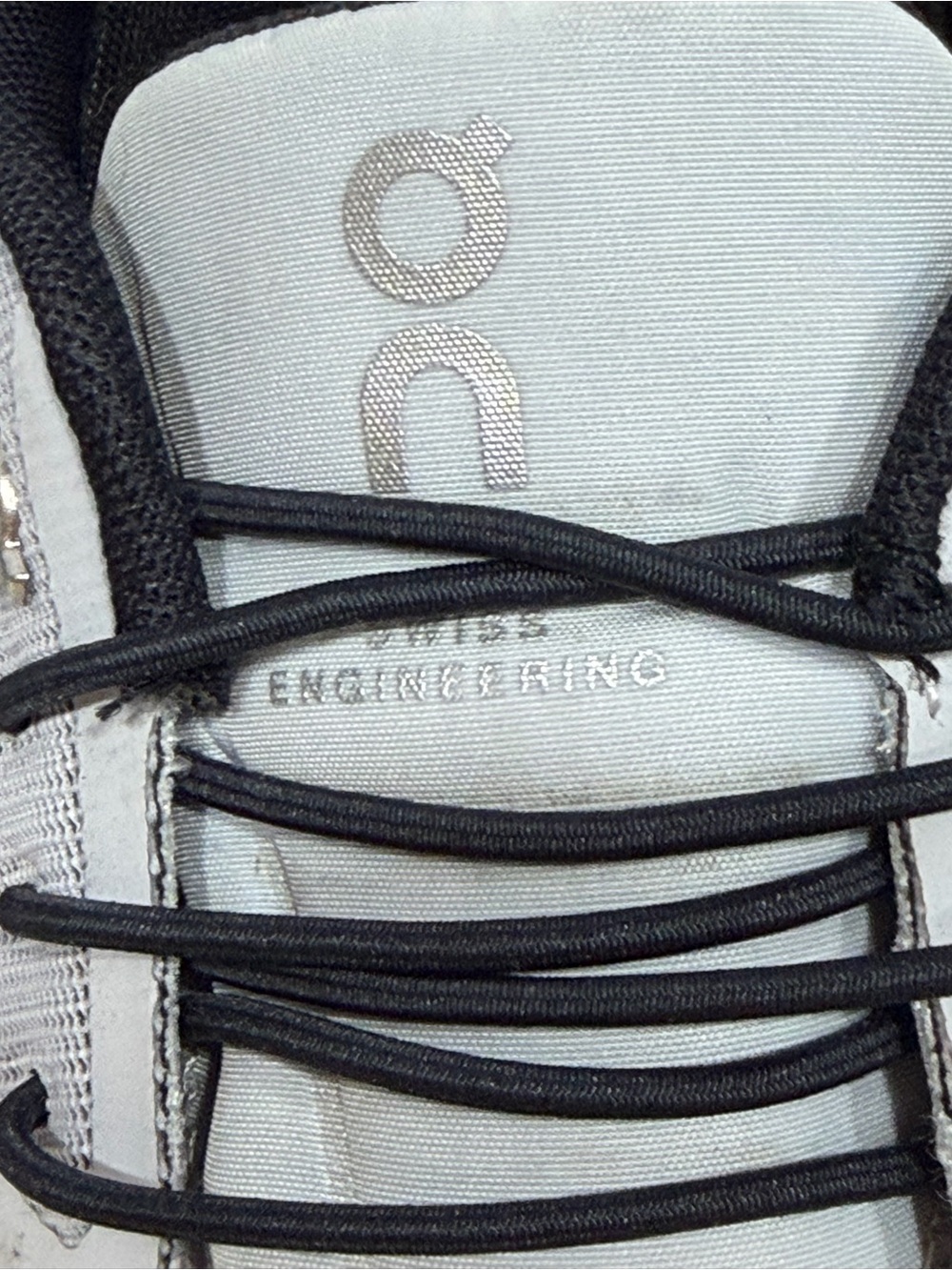 On - Cloud 5 Woman’s Waterproof Sneakers in GLACIER. Excellent Condiiton SZ 10 - Picture 8 of 15